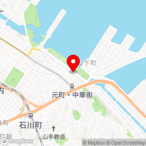ファミリーマート 山下公園前店の地図