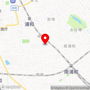 岸町１丁目７駐車場の地図
