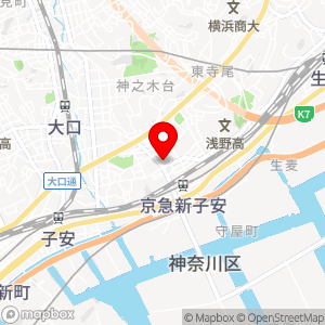 ファミリーマート 冨士屋新子安西口店の地図