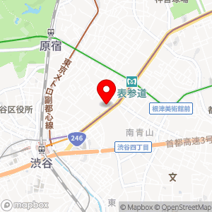 ファミリーマート 青山オーバルビル店の地図