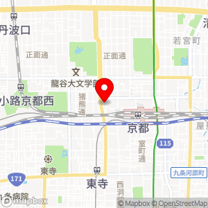 日本車庫アパホテル〈京都駅堀川通〉駐車場の地図